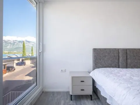 Prodaja, kuća, 84m², Tivat, Crna Gora - image 10