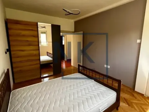 Izdavanje, dvosoban stan, 70m², Masline, Podgorica - image 11