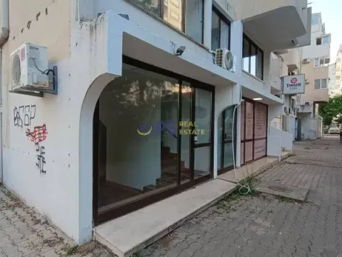 Prodaja, poslovni prostor, 32m², Bar, Crna Gora - image 2