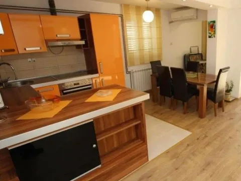 Rent, two bedroom apartment, 90m², Buljarica, Budva