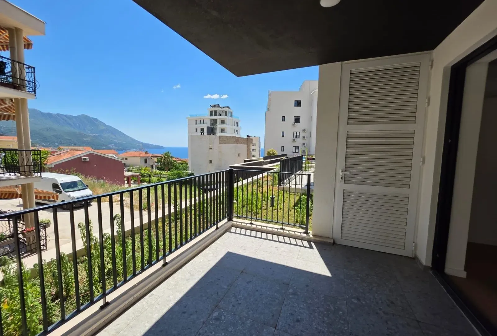 Prodaja, jednosoban stan, 77m², Bečići, Budva