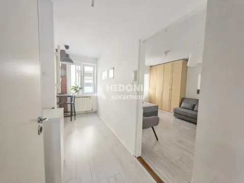 Prodaja, jednosoban stan, 28m², Vračar Hram, Vračar Sve Podlokacije - image 3