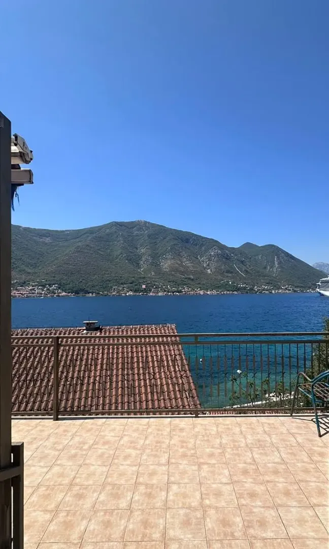 Prodaja, stan, 205m², Dobrota, Kotor