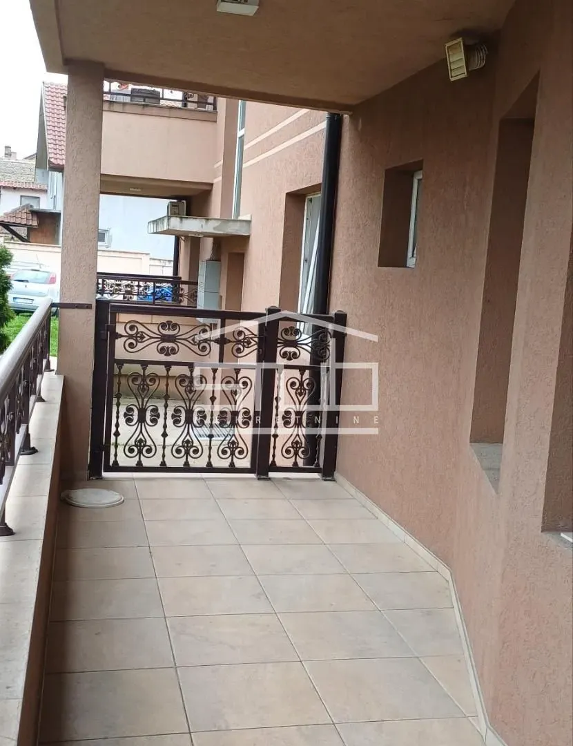 Prodaja, trosoban stan, 79m², Čukarica, Beograd