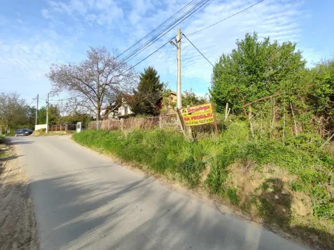 Prodaja, plac, 600m², Sremska Kamenica, Petrovaradin - image 1