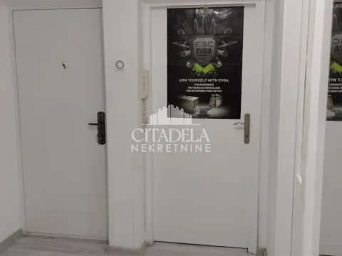 Prodaja, dvosoban stan, 56m², Železnik, Beograd - image 18