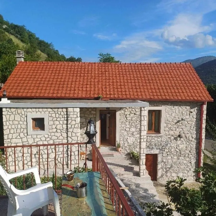 Prodaja, kuća, 90m², Danilovgrad, Crna Gora