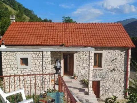 Prodaja, kuća, 90m², Danilovgrad, Crna Gora - image 2