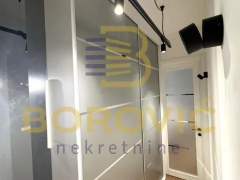 Sale, one bedroom apartment, 33m², Stari Grad, Beograd - image 9
