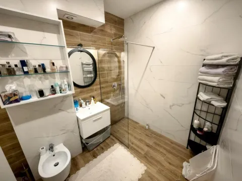 Prodaja, dvosoban stan, 94m², Podgorica, Crna Gora - image 11