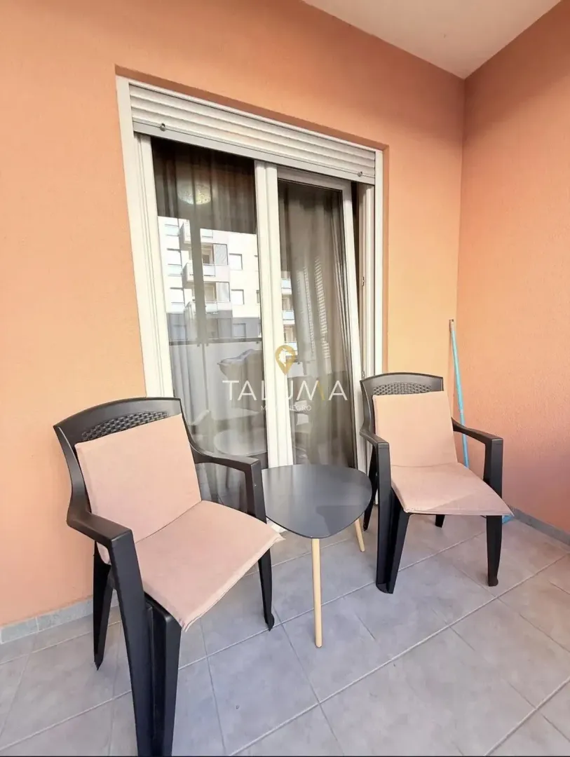 Izdavanje, jednosoban stan, 38m², Stari Aerodrom, Podgorica