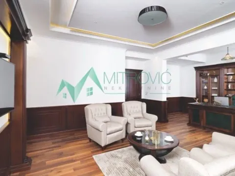 Izdavanje, petosoban stan, 397m², Bulevar Oslobodjenja, Novi Sad Sve Podlokacije - image 7