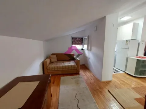 Rent, two bedroom apartment, 40m², Uciteljsko Naselje, Zvezdara Sve Podlokacije - image 7
