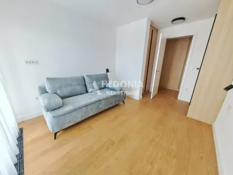 Rent, four bedroom apartment, 133m², Autokomanda, Voždovac Sve Podlokacije - image 12