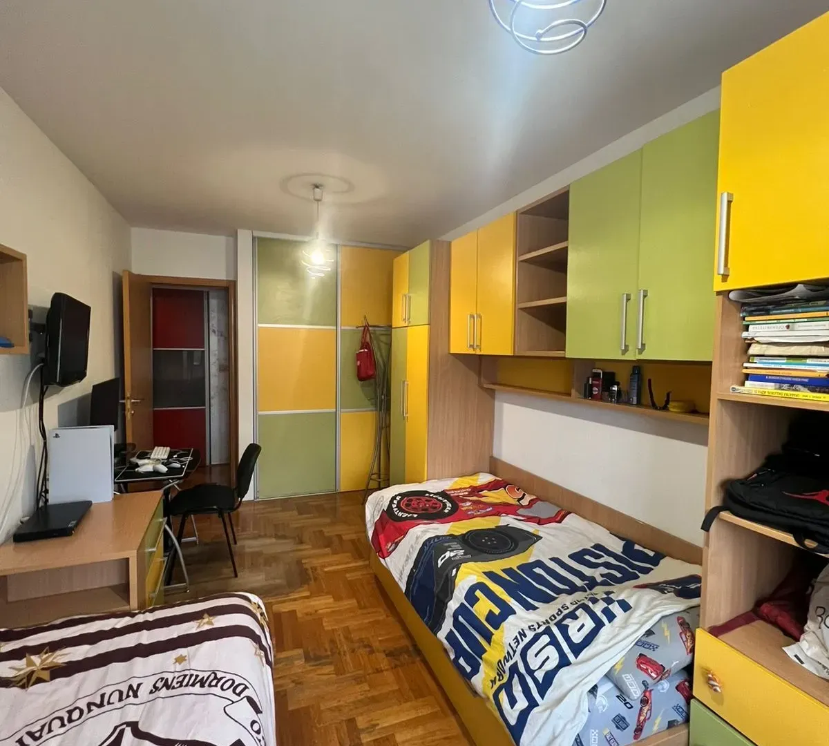 Prodaja, dvosoban stan, 70m², Stari Aerodrom, Podgorica