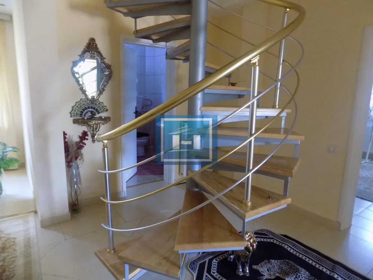 Sale, house, 230m², Gloždak, Paraćin