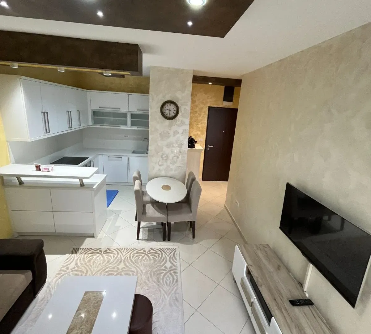 Rent, two bedroom apartment, 70m², City Kvart, Podgorica