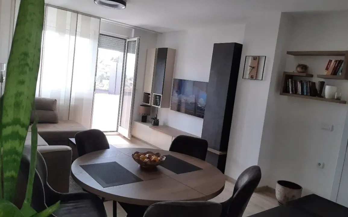 Sale, three bedroom apartment, 66m², Apelovac, Niš