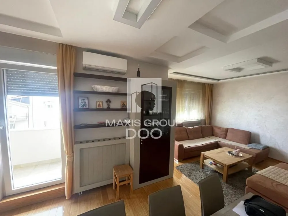 Sale, four bedroom apartment, 98m², Slavujev Venac, Zvezdara Sve Podlokacije