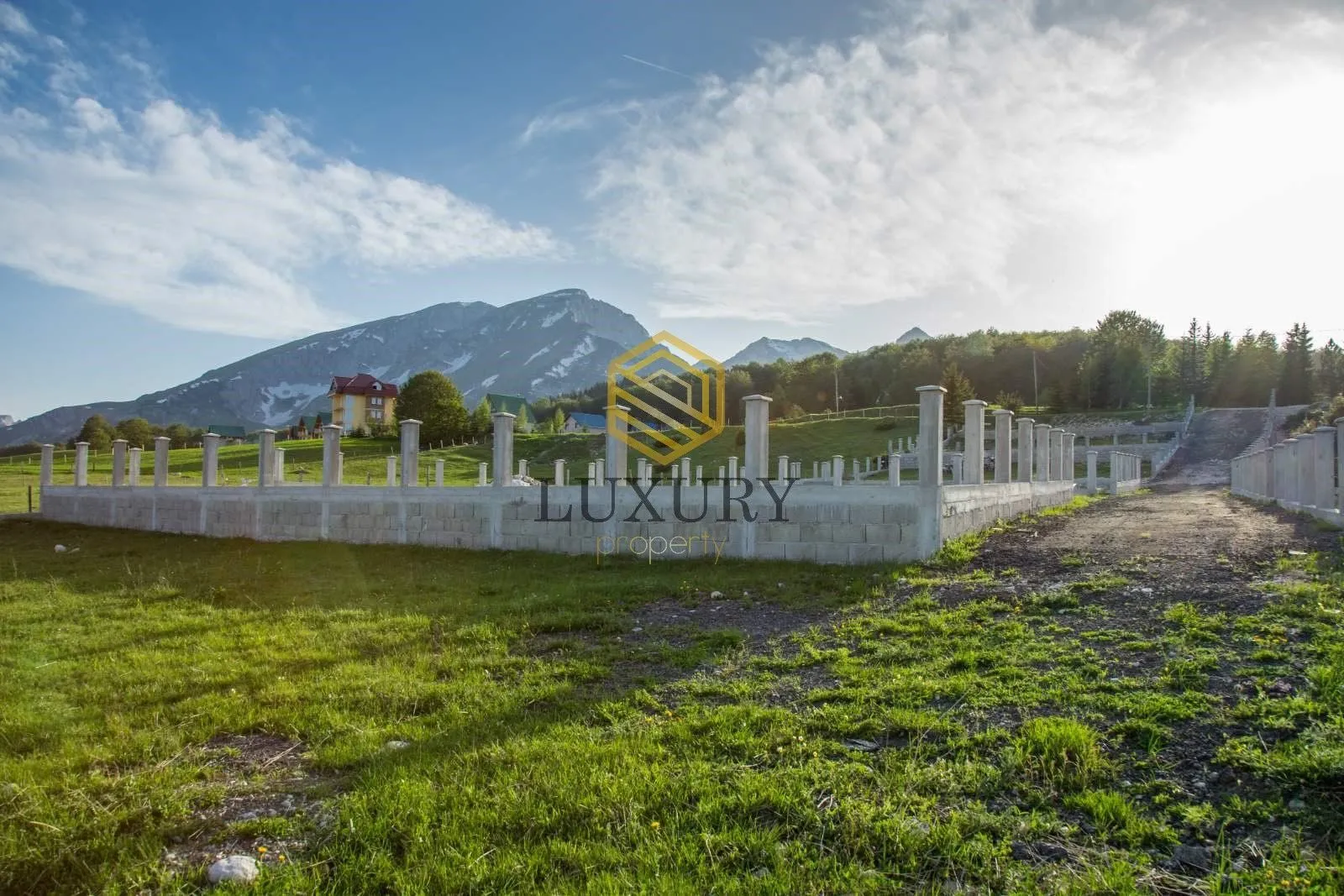 Prodaja, plac, 410m², Motički gaj, Žabljak
