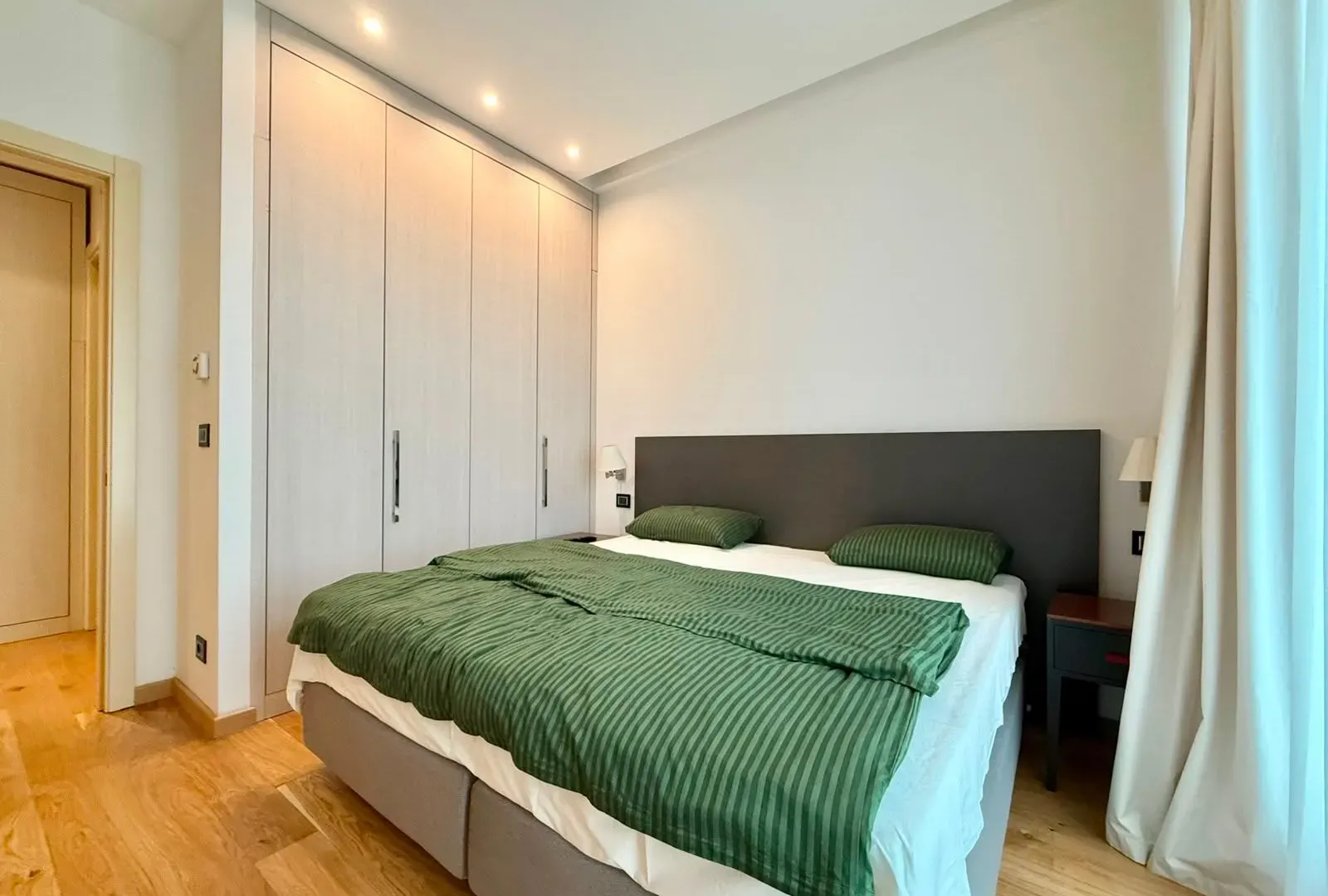 Rent, two bedroom apartment, 126m², Kod Capital Plaze, Podgorica