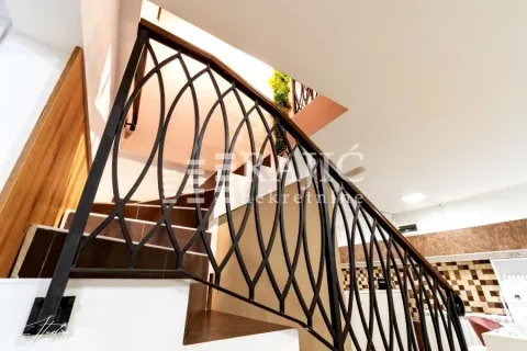 Rent, office space, 120m², Čubura, Beograd - image 9