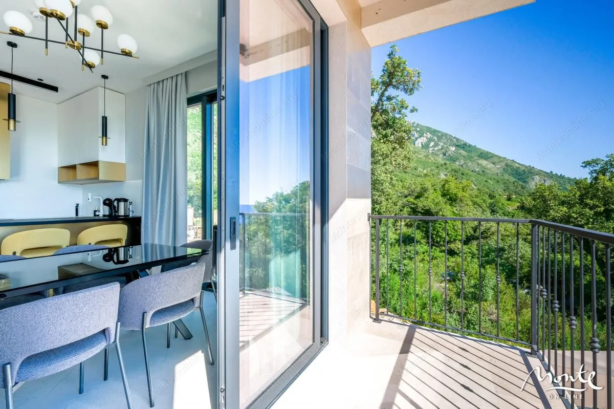 Sale, house, 220m², Reževići, Budva
