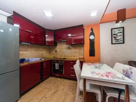 Izdavanje, jednosoban stan, 50m², Preko Morače, Podgorica - image 4