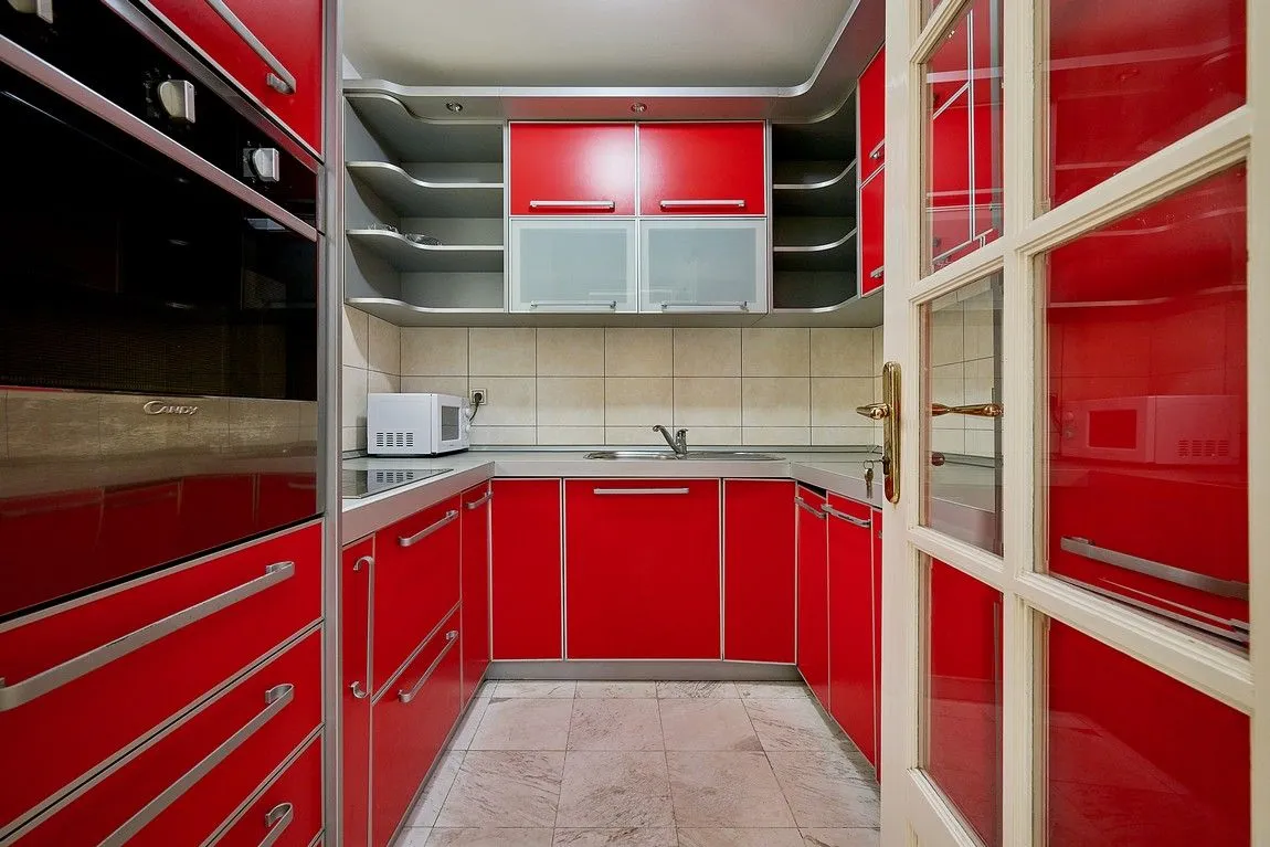 Sale, four bedroom apartment, 131m², Sveti Stefan, Budva