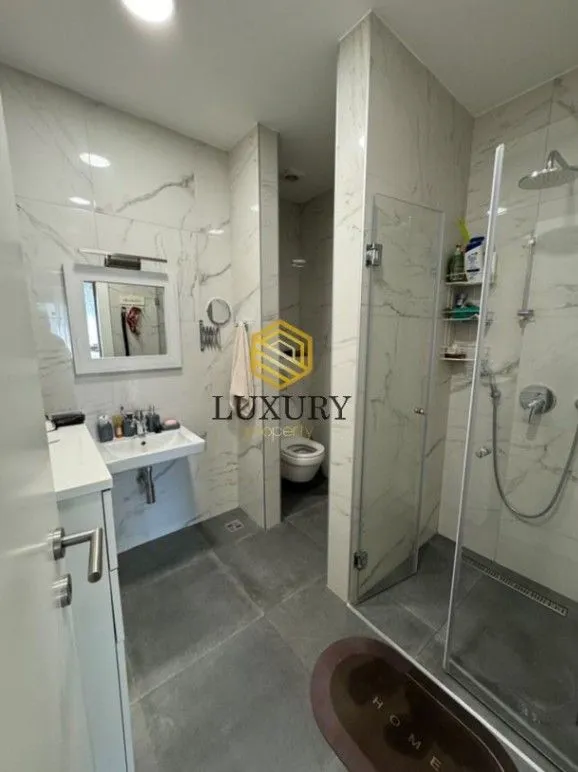 Prodaja, dvosoban stan, 96m², Centar, Bar