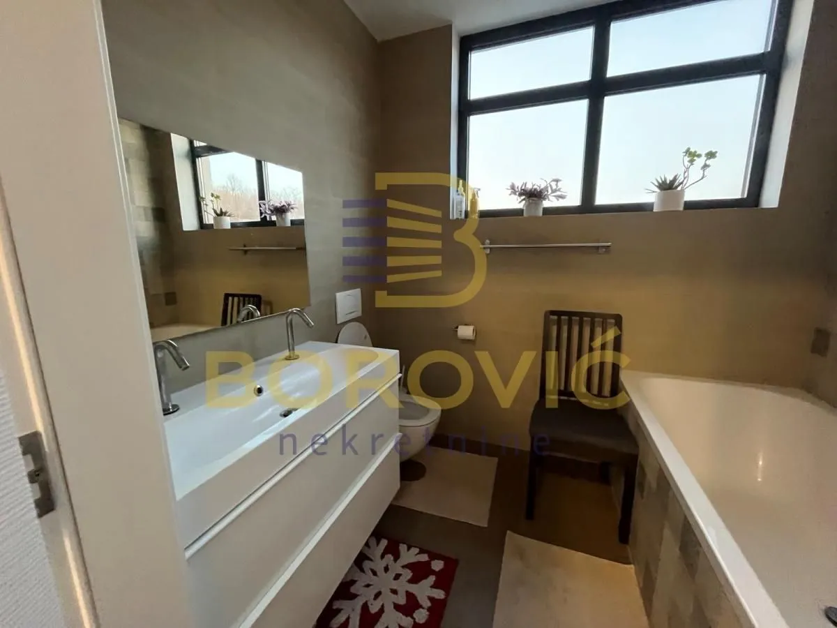 Sale, house, 580m², Sopot, Beograd