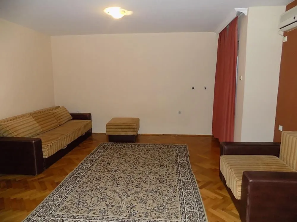 Prodaja, dvosoban stan, 62m², Paraćin, Srbija