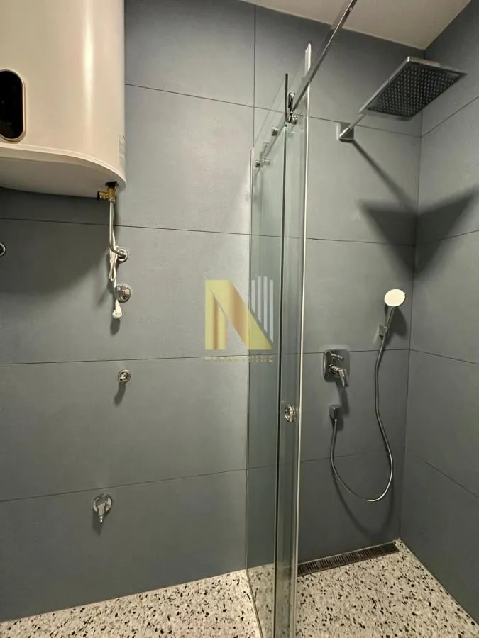Izdavanje, jednosoban stan, 35m², Grbavica, Novi Sad Sve Podlokacije