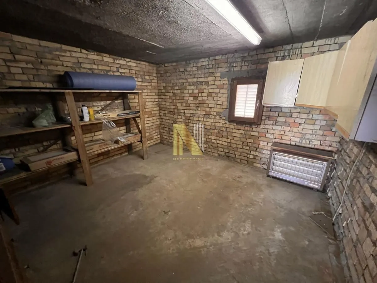 Prodaja, kuća, 120m², Futog, Novi Sad Sve Podlokacije