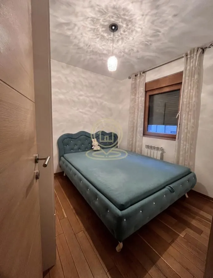 Izdavanje, trosoban stan, 55m², Kluz, Zvezdara Sve Podlokacije