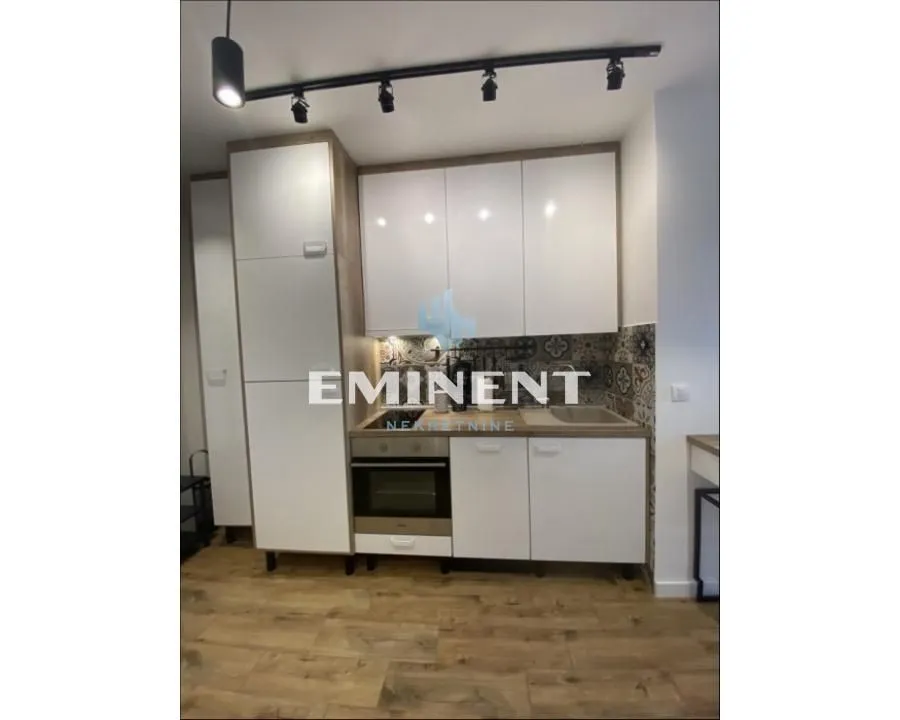 Izdavanje, stan, 35m², Lekino Brdo, Voždovac Sve Podlokacije