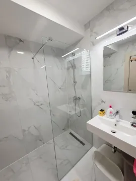 Rent, two bedroom apartment, 60m², Stara Varoš, Podgorica - image 9