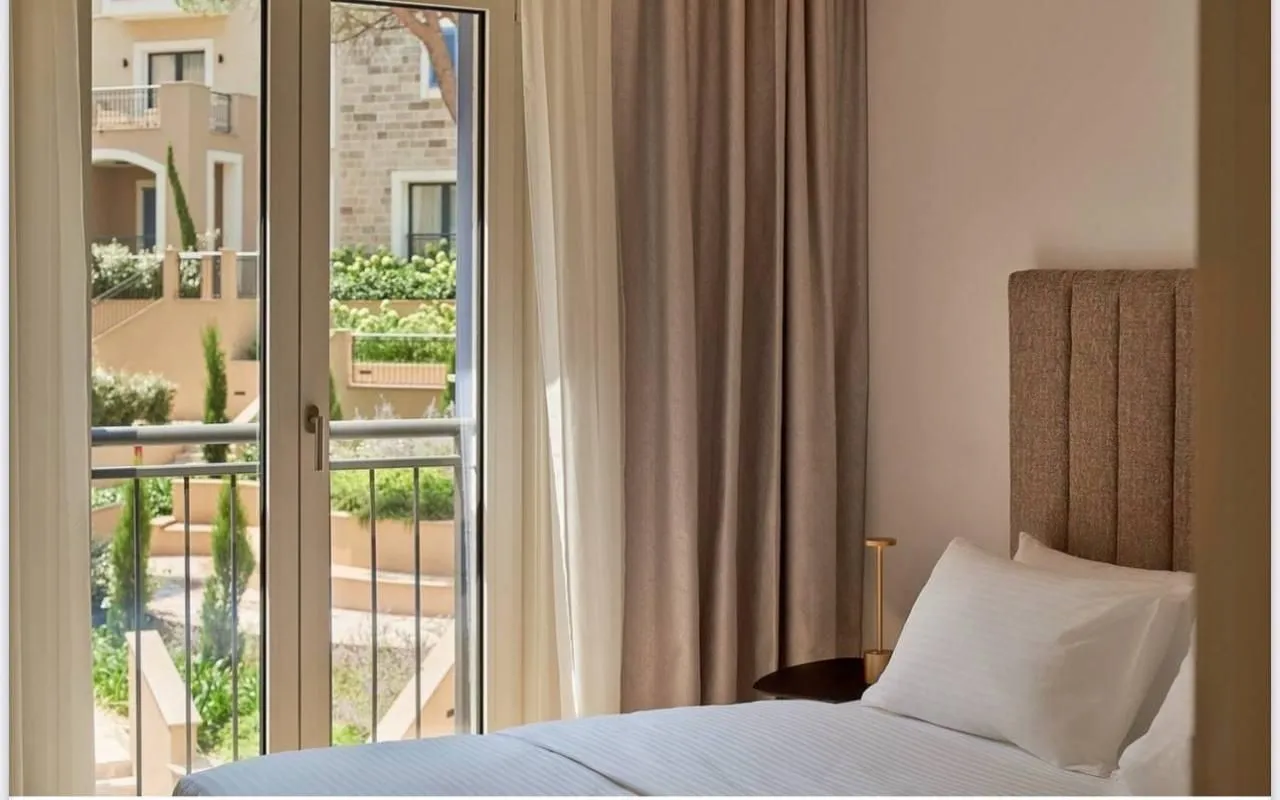Prodaja, dvosoban stan, 80m², Luštica, Tivat
