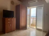 Izdavanje, garsonjera, 30m², Tivat, Crna Gora - image 11