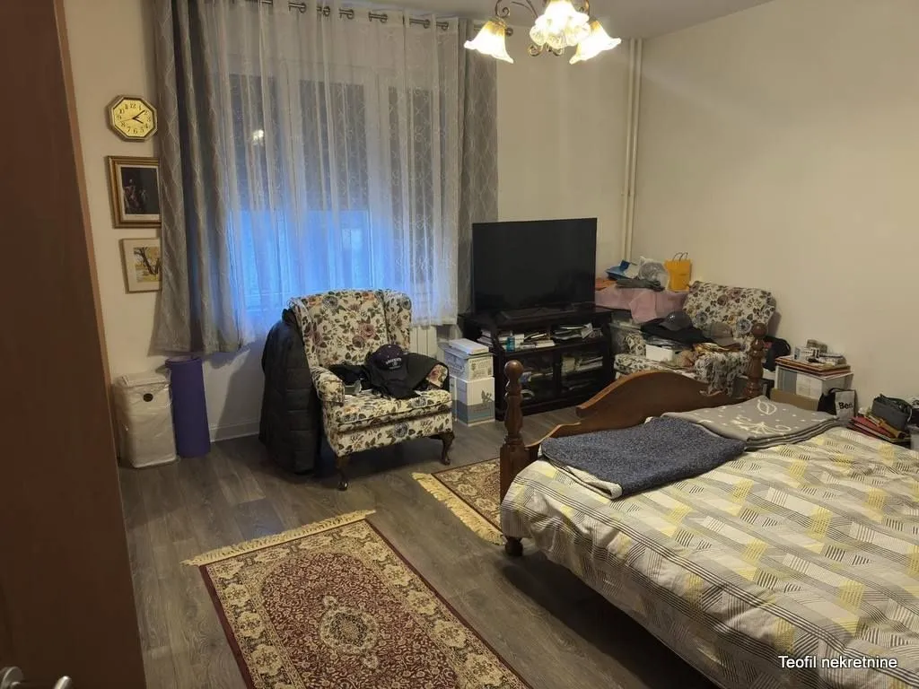 Prodaja, trosoban stan, 73m², Palilulska Pijaca, Palilula Sve Podlokacije