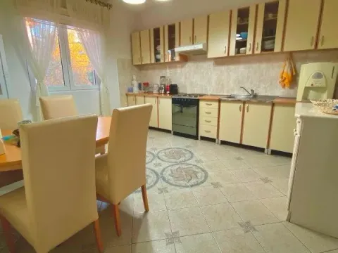 Sale, three bedroom apartment, 121m², Jajinci, Voždovac Sve Podlokacije - image 10
