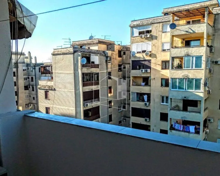 Prodaja, garsonjera, 30m², Gintaš, Podgorica