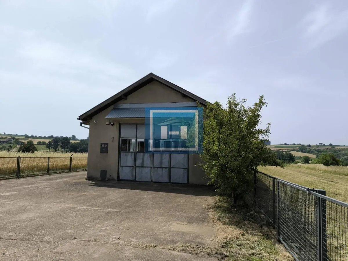 Sale, office space, 570m², Stubica, Paraćin