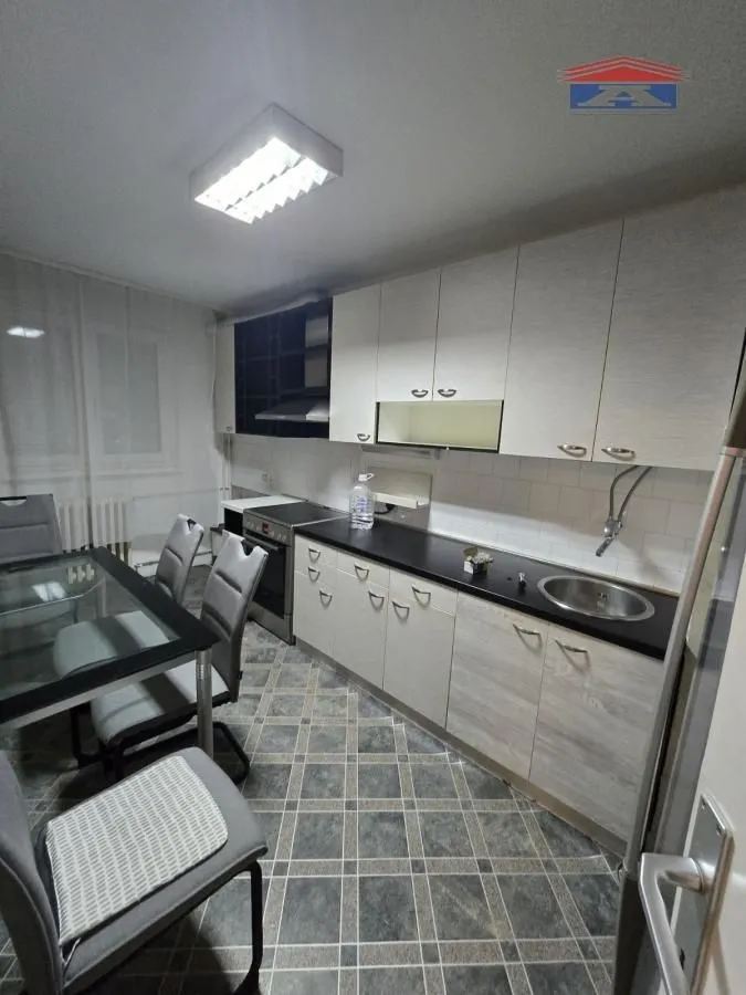 Rent, two bedroom apartment, 58m², Bulevar Oslobodjenja, Novi Sad Sve Podlokacije