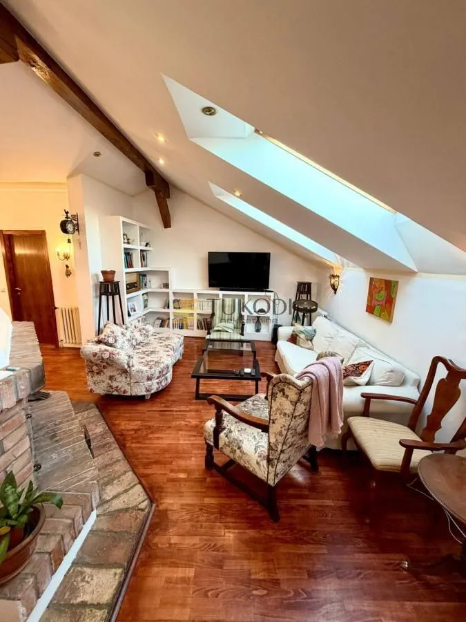 Rent, apartment, 210m², Stari Grad, Beograd