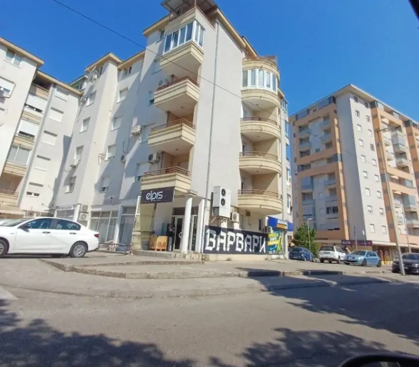 Izdavanje, dvosoban stan, 68m², Zagorič, Podgorica