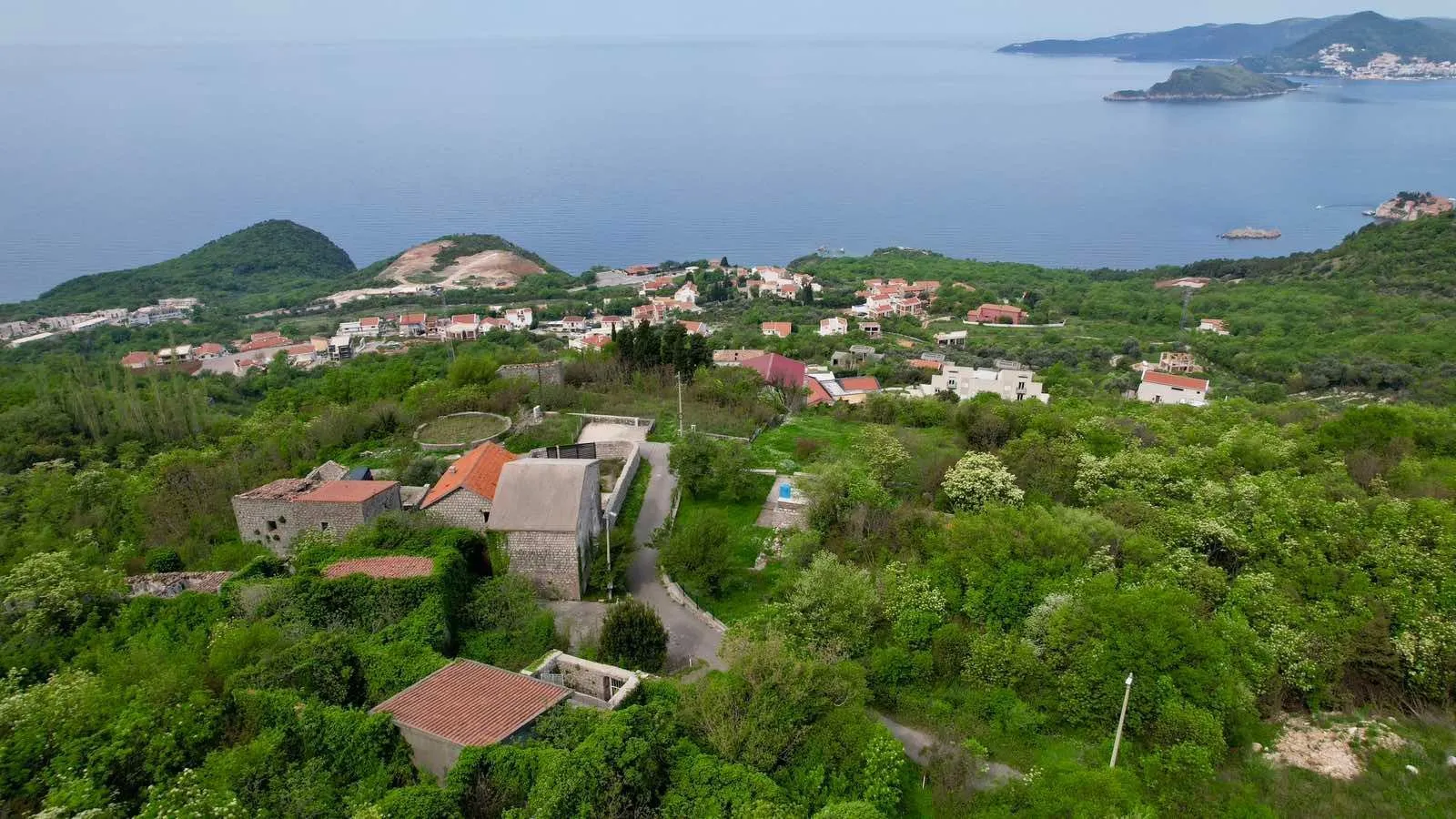 Prodaja, plac, 1640m², Blizikuće, Budva