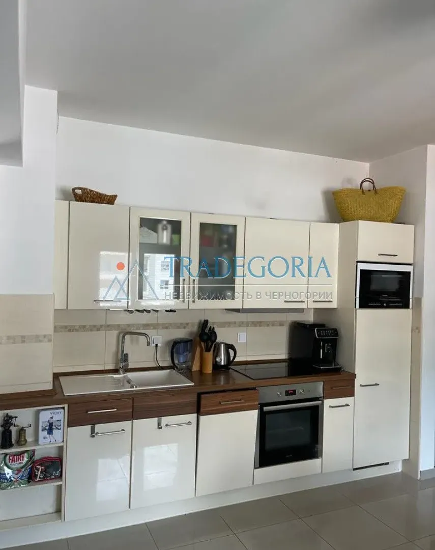 Prodaja, dvosoban stan, 65m², Budva, Crna Gora
