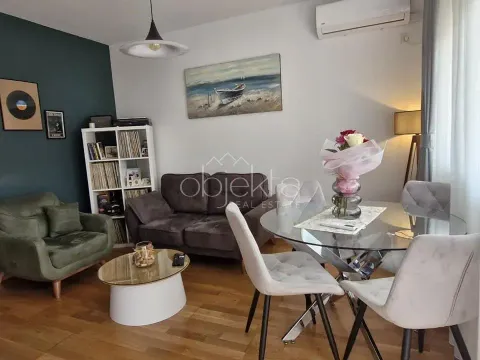 Prodaja, stan, 39m², Tivat, Crna Gora - image 2