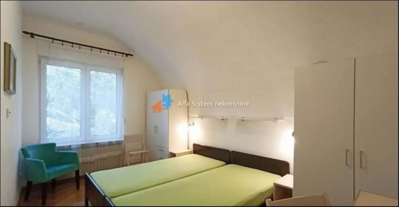 Izdavanje, stan, 44m², Vračar Sve Podlokacije, Beograd